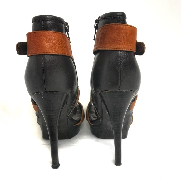 N.Y.L.A. Chocolate Brown Criss Cross Booties - Picture 4 of 7